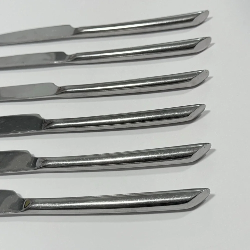 Towle Living Collection WAVE Pattern Glossy Dinner Knives Set Of 6